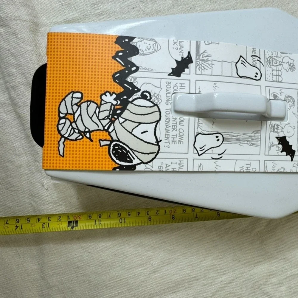 Zrike Peanuts Halloween Coffin Shaped Baking Dish Baker with Lid Haunted Snoopy